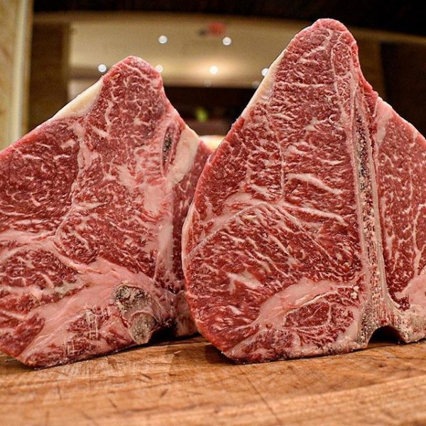 Frozen Dry Aged 45 Days Wagyu M4-5 T-Bone 1kg